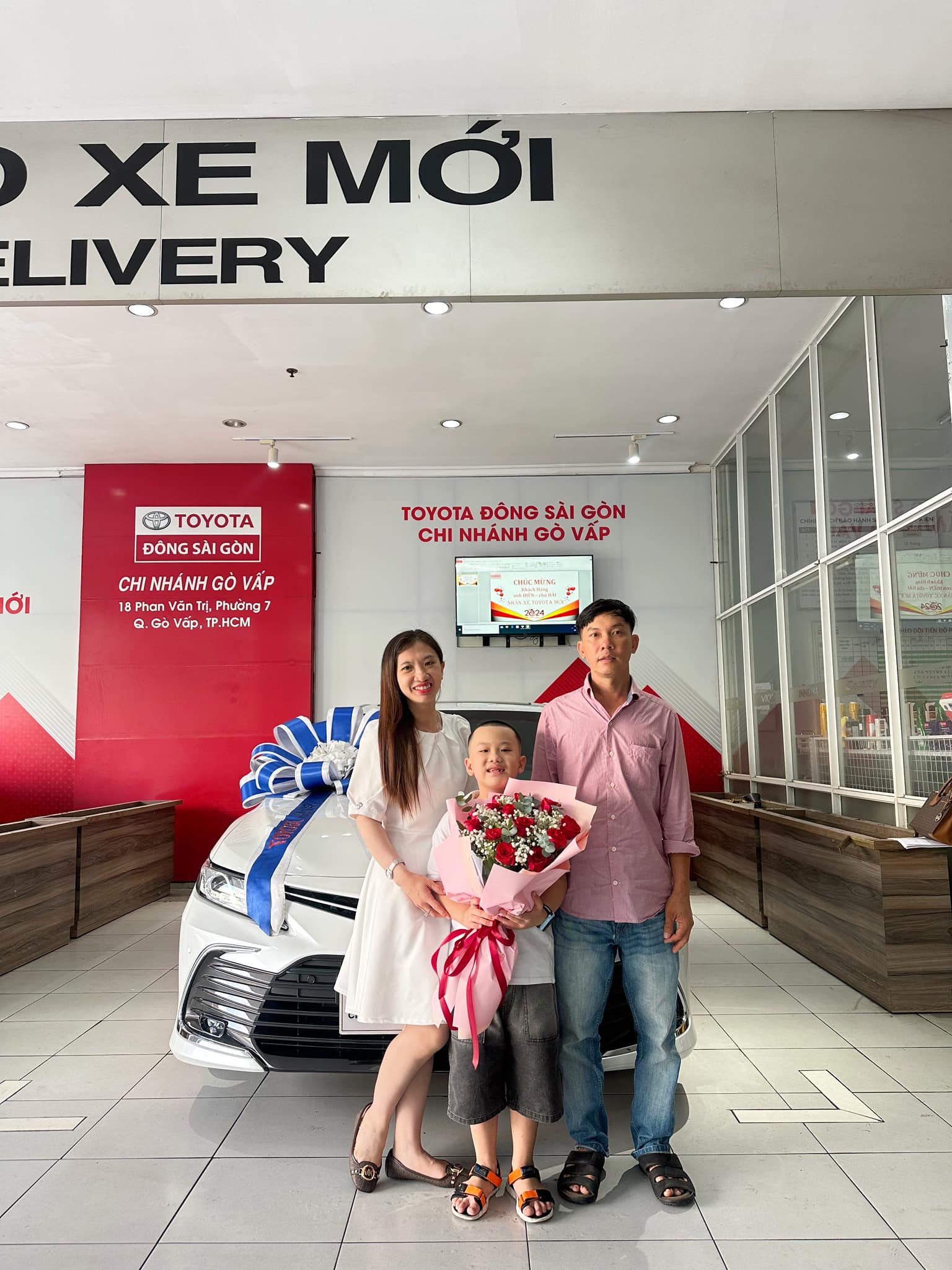 Toyota Camry 2026: Bảng giá lăn bánh, Thông tin Xe & Ưu đãi tháng 1/2026 3 490129516 2996971367138630 2231942590167594929 n